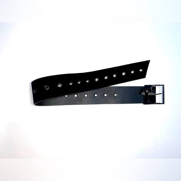 NewYork & Company Black Belt - Picture 5 of 6
